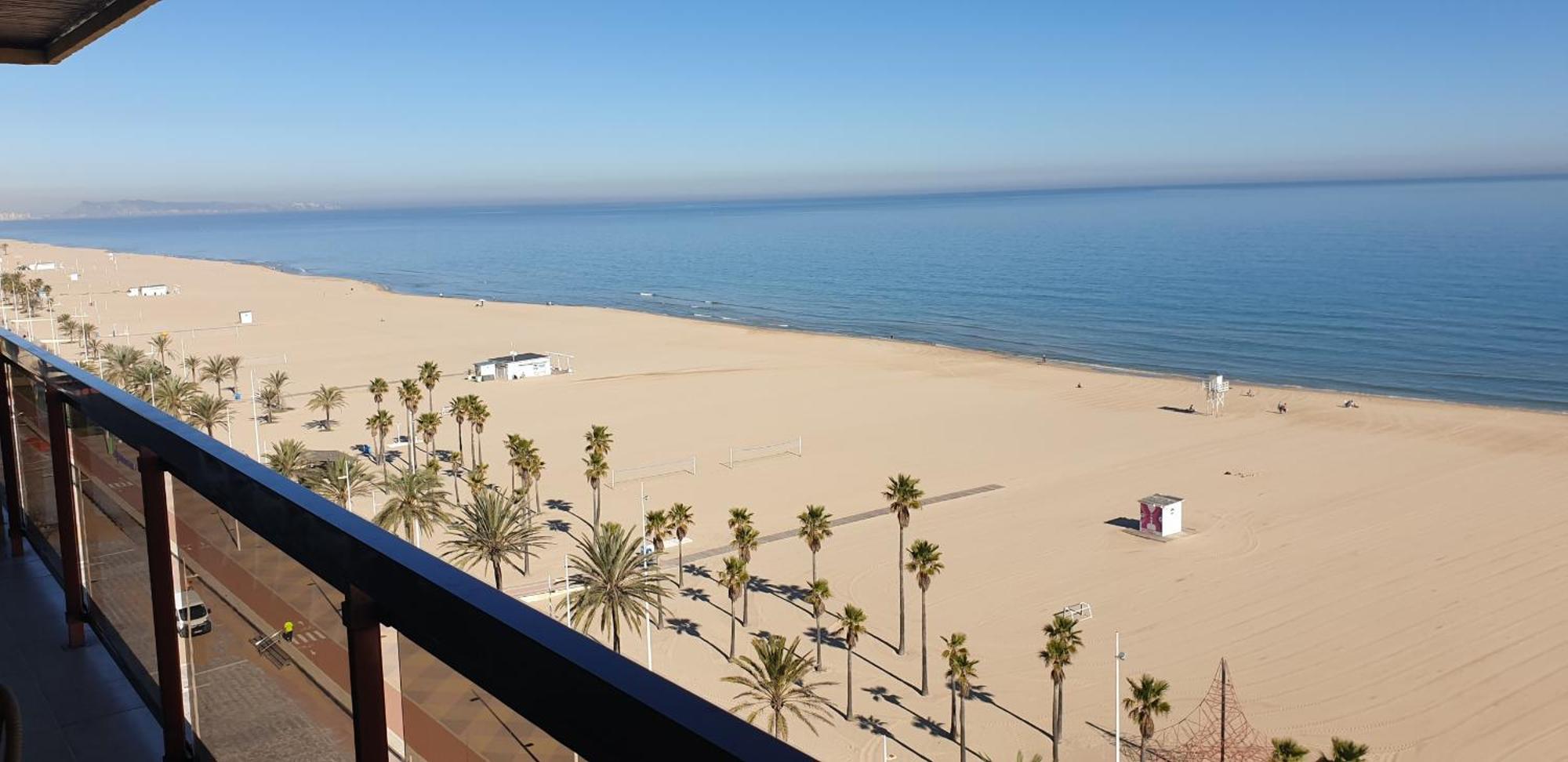 Апартаменты Ag Albatros Premium Playa de Gandia Экстерьер фото