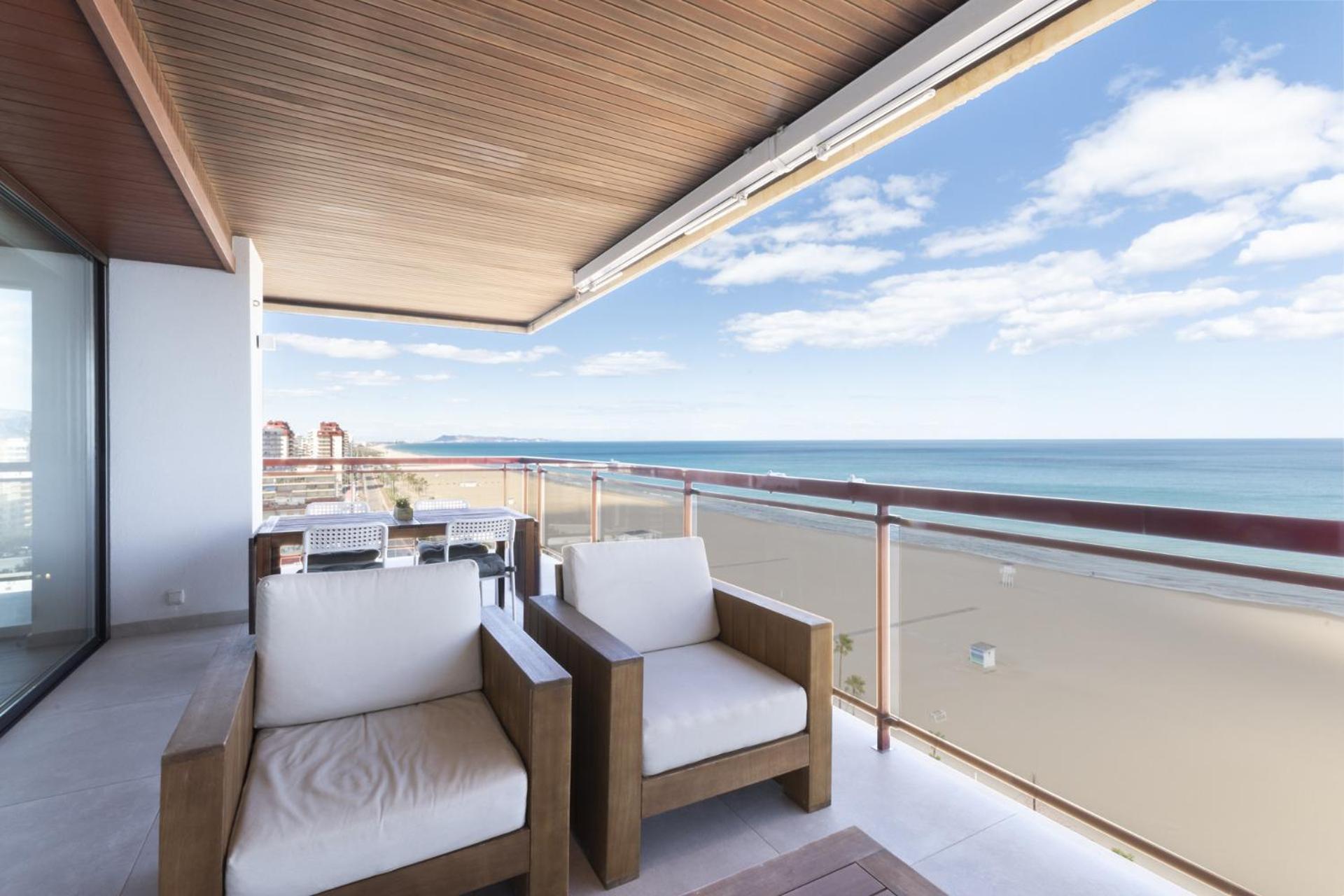 Апартаменты Ag Albatros Premium Playa de Gandia Экстерьер фото