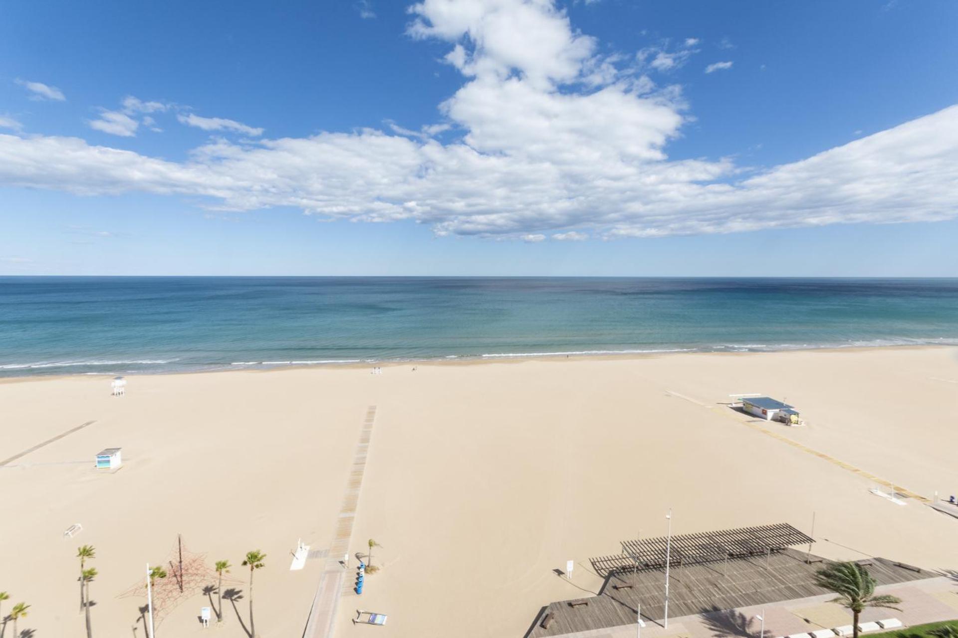 Апартаменты Ag Albatros Premium Playa de Gandia Экстерьер фото